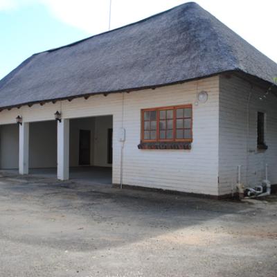 Maclear Manor Img 12